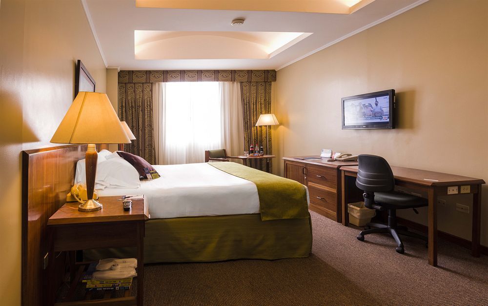 Hotel Palace Гуаякиль Экстерьер фото